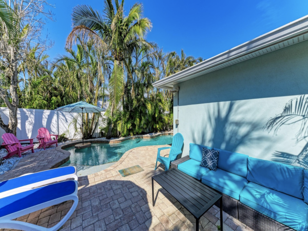 NEW ARRIVAL JUST RENOVATED NEW POOL ANNA MARIA iSLAND